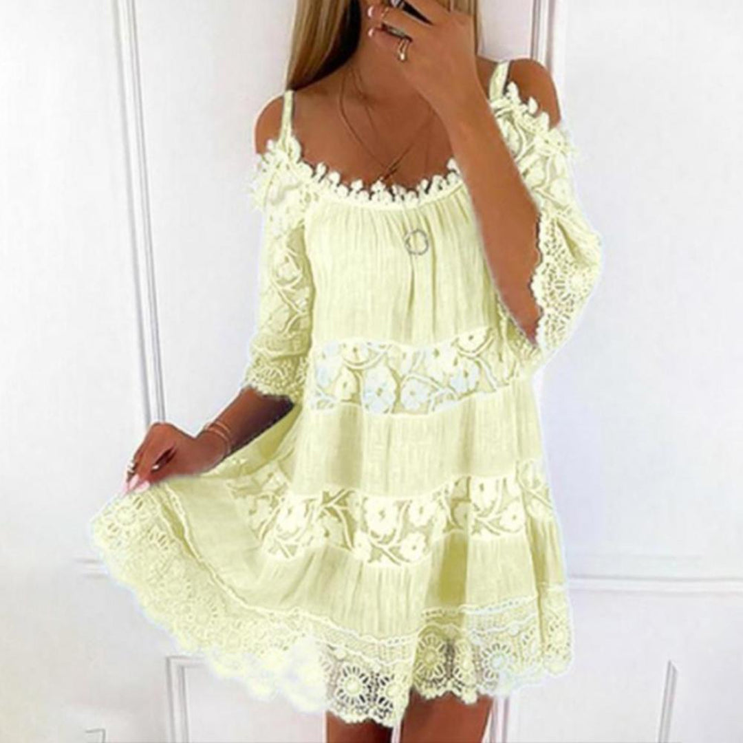 Laura | Vestido Bohemio Con Hombros Descubiertos - Estilo Ligero y Femenino