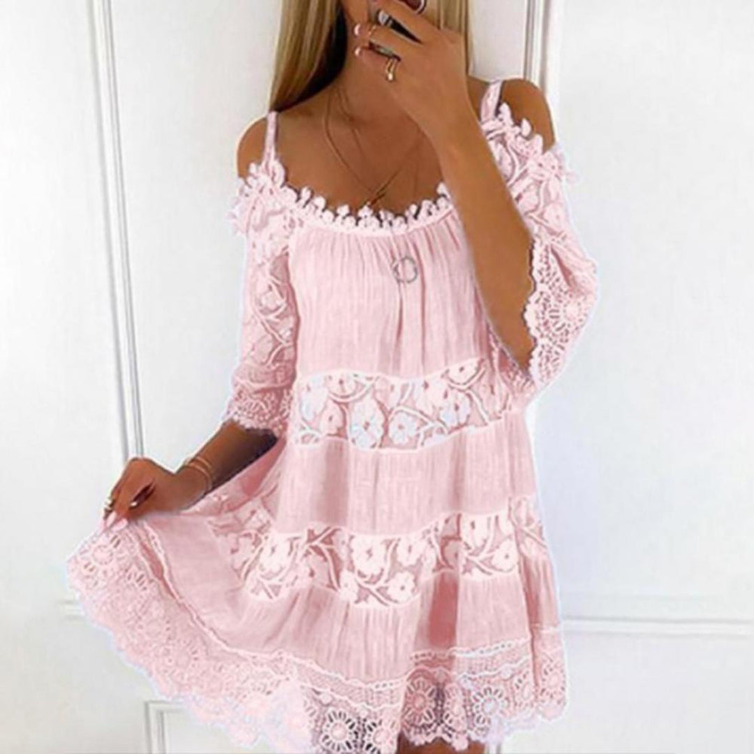 Laura | Vestido Bohemio Con Hombros Descubiertos - Estilo Ligero y Femenino