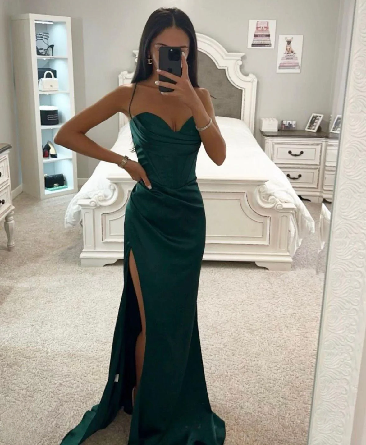 Soline | Abendkleid mit Schlitz – Bestimmte Ausstrahlung 