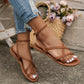 Mona | Sandaler med kryssremmer – Chic sommerlook 