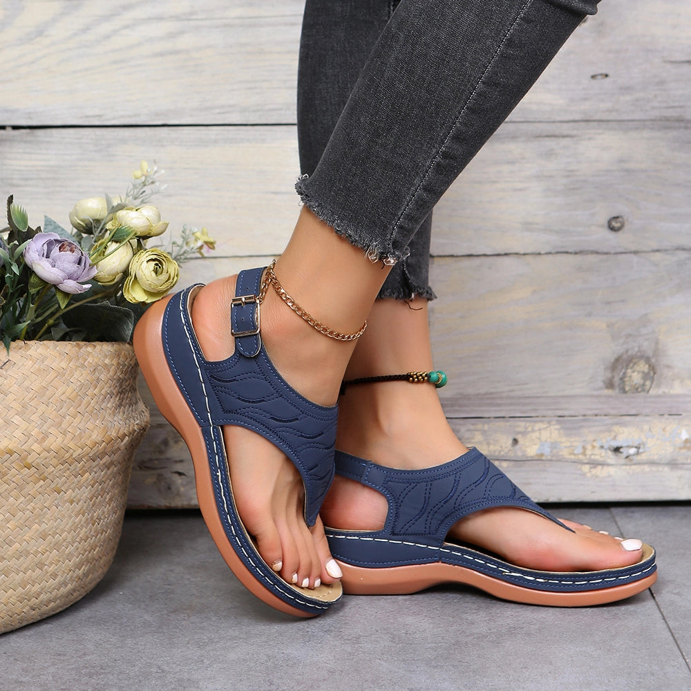 Blanche | Sandales Avec Bride Ajustable – Simplicité Et Style Quotidien