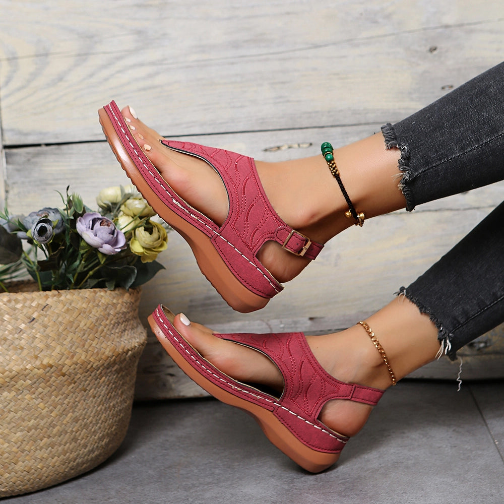 Blanche | Sandales Avec Bride Ajustable – Simplicité Et Style Quotidien